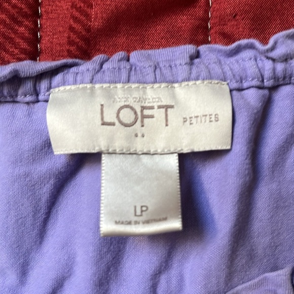 Loft shirt used petite good condition - Picture 2 of 2